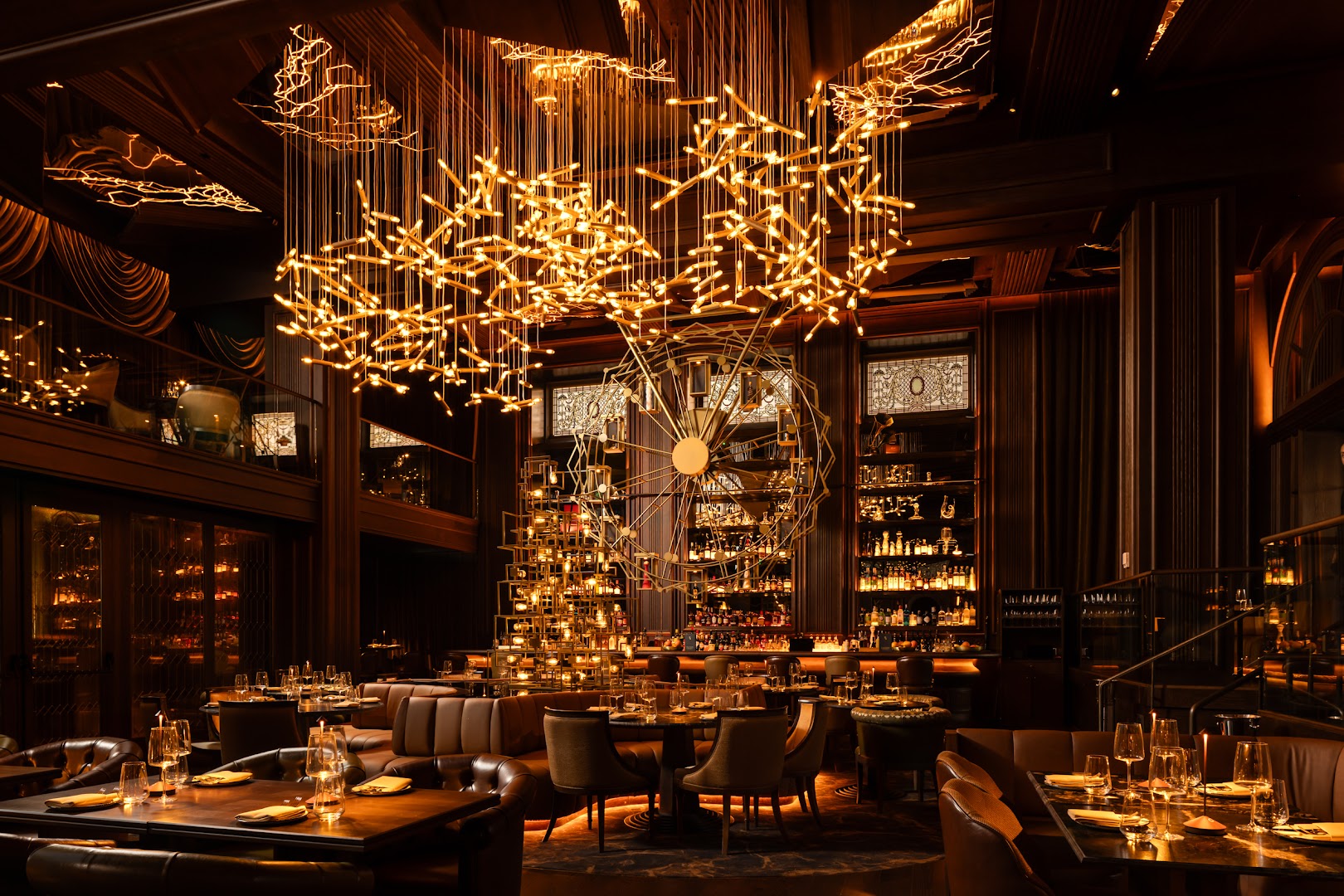 Mr. Edison: stunning professional interior shot