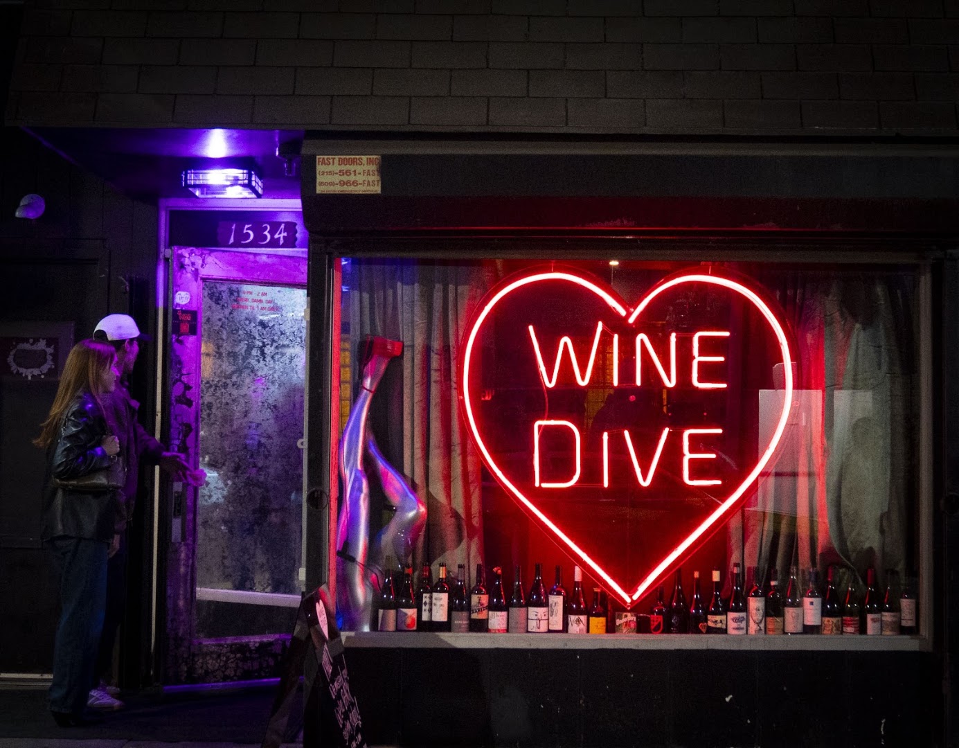 Wine Dive: atmospheric shot of venue exterior