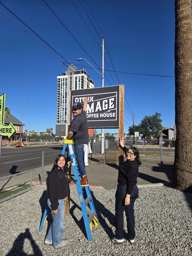 Homage Coffee House: staff and venue signage