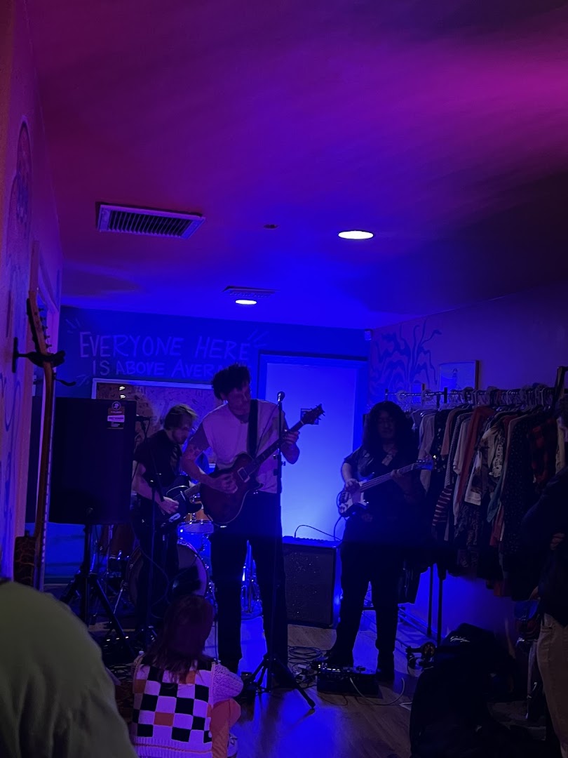 King Pigeon Thrift & Vintage: venue atmosphere and event