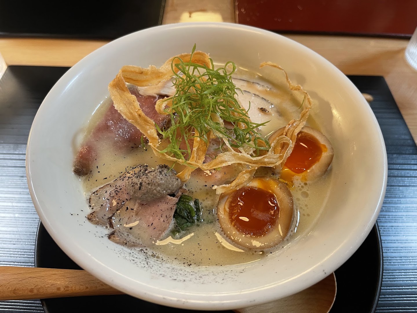 Mensho Ramen: appetizing, high-quality food photography