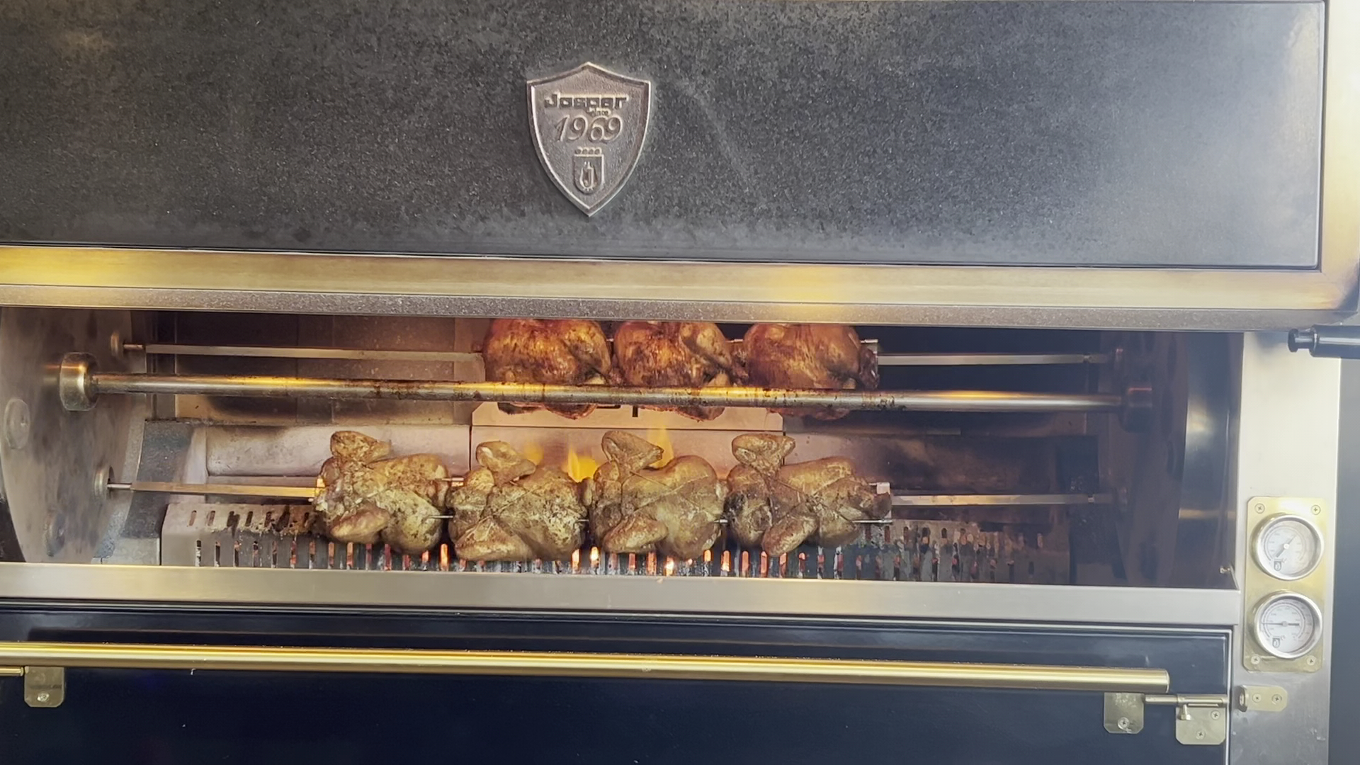 Mister Pio: appetizing photo of cooking food