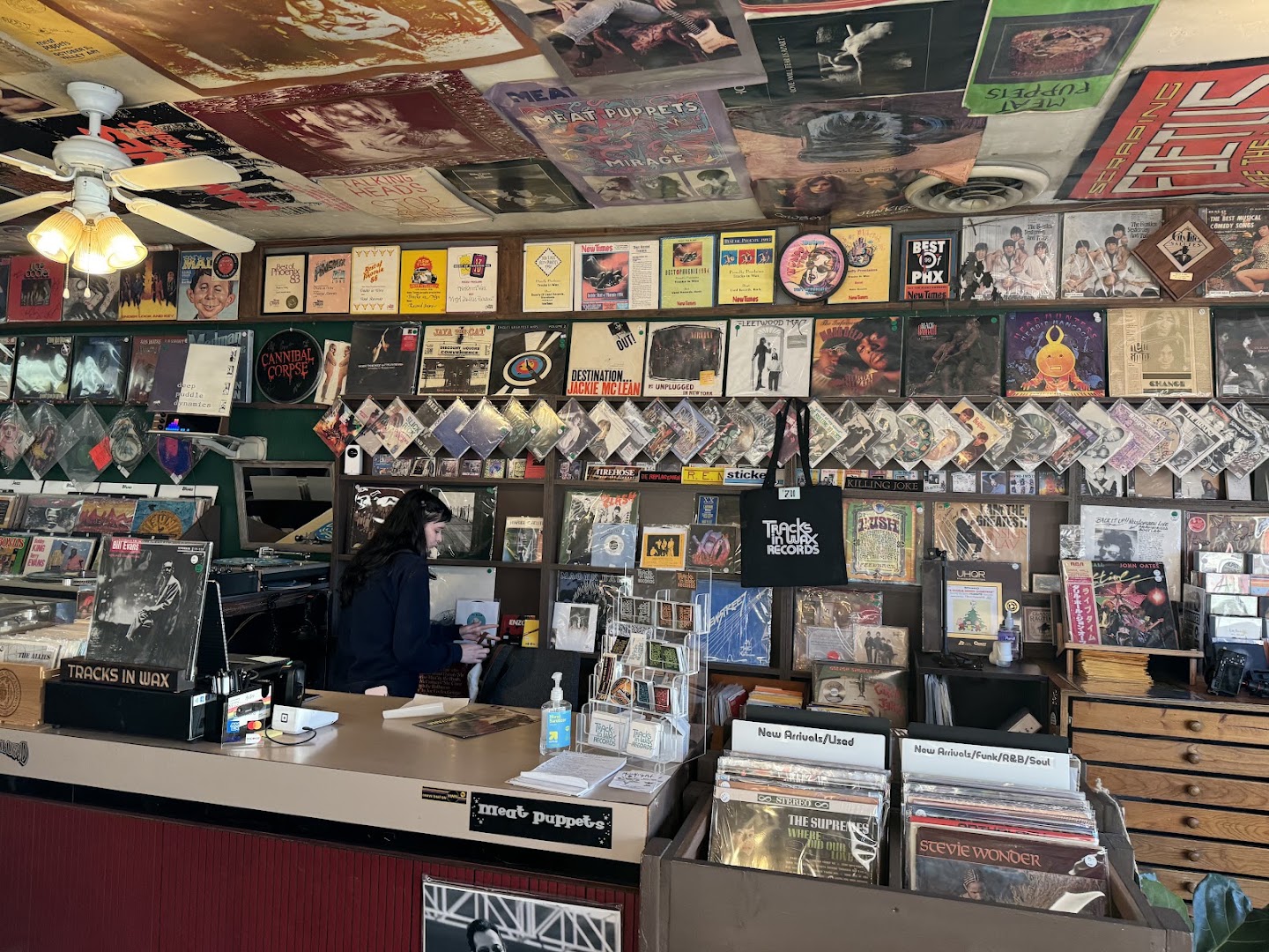 Tracks in Wax: shop interior and atmosphere