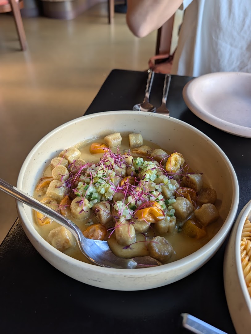 Adelleda: appetizing, high-quality food photography