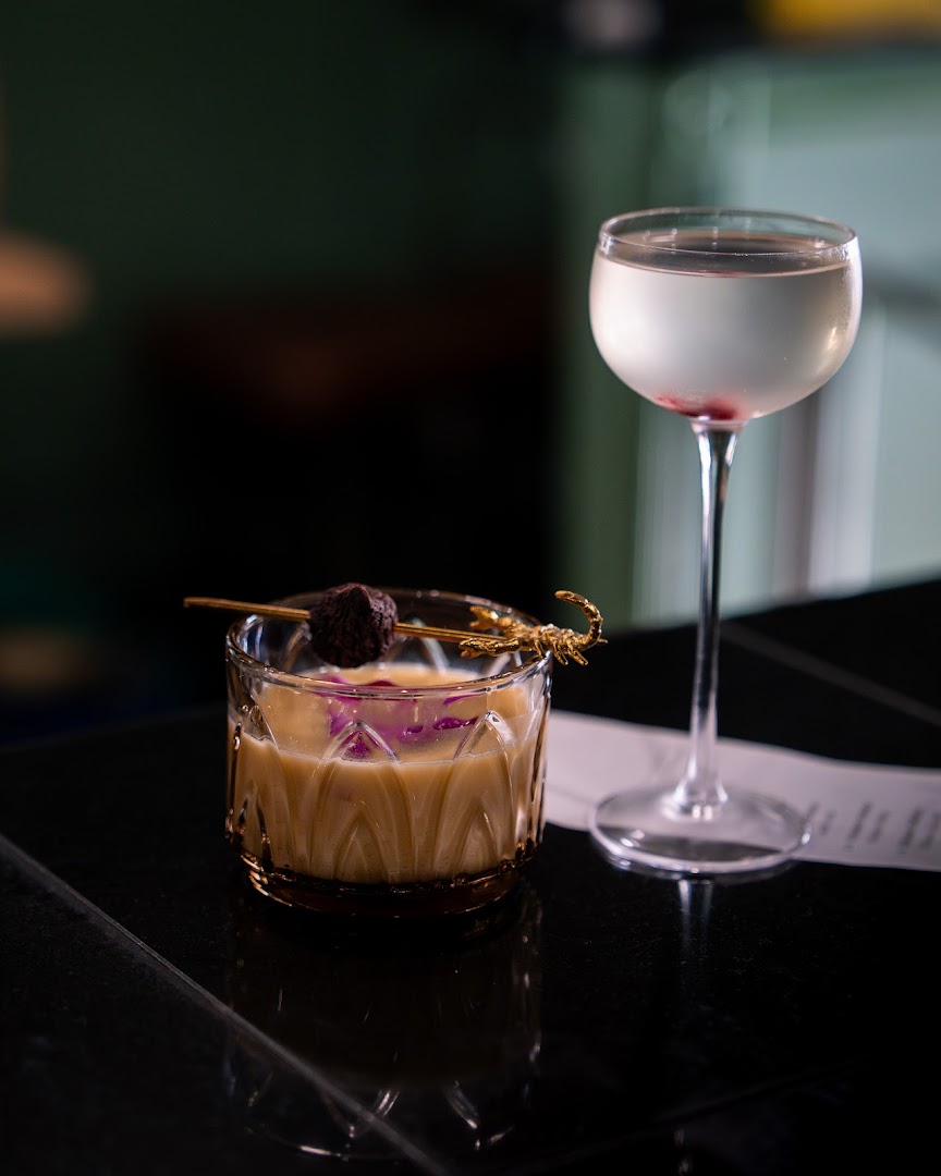 Alma: high quality professional cocktail photography