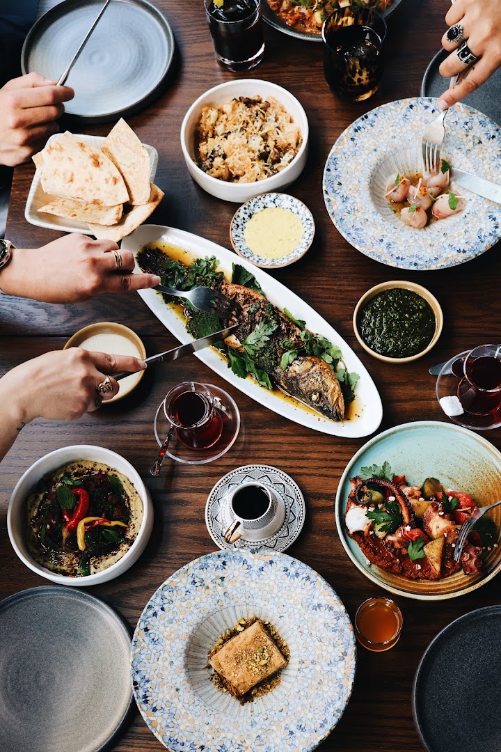 Alma: high quality, appetizing food spread