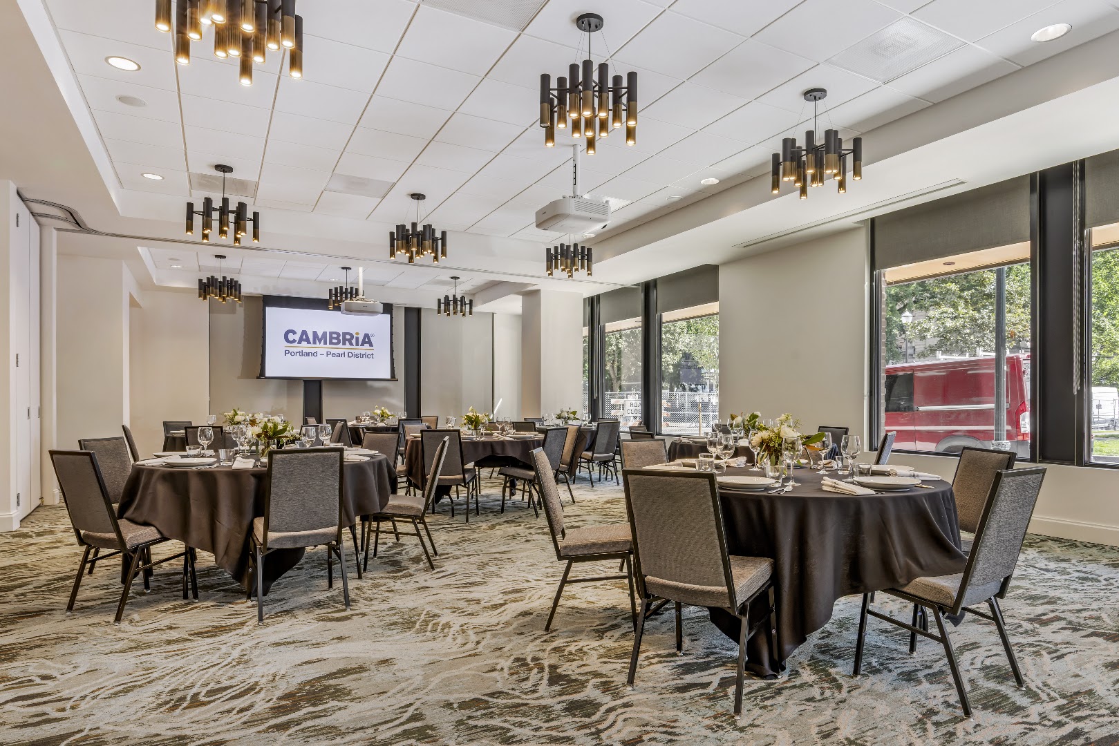 Cambria Hotel Portland Pearl District: professional photo of event space