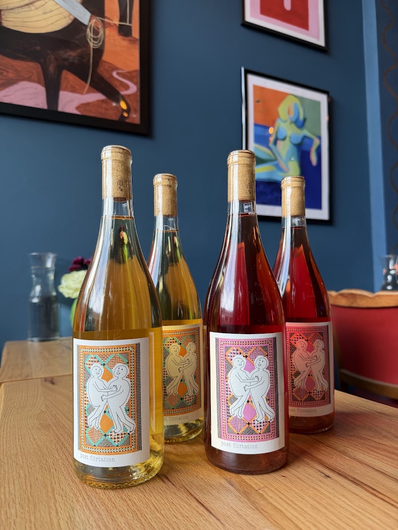 No Doubts Wine Bar: high quality product photography