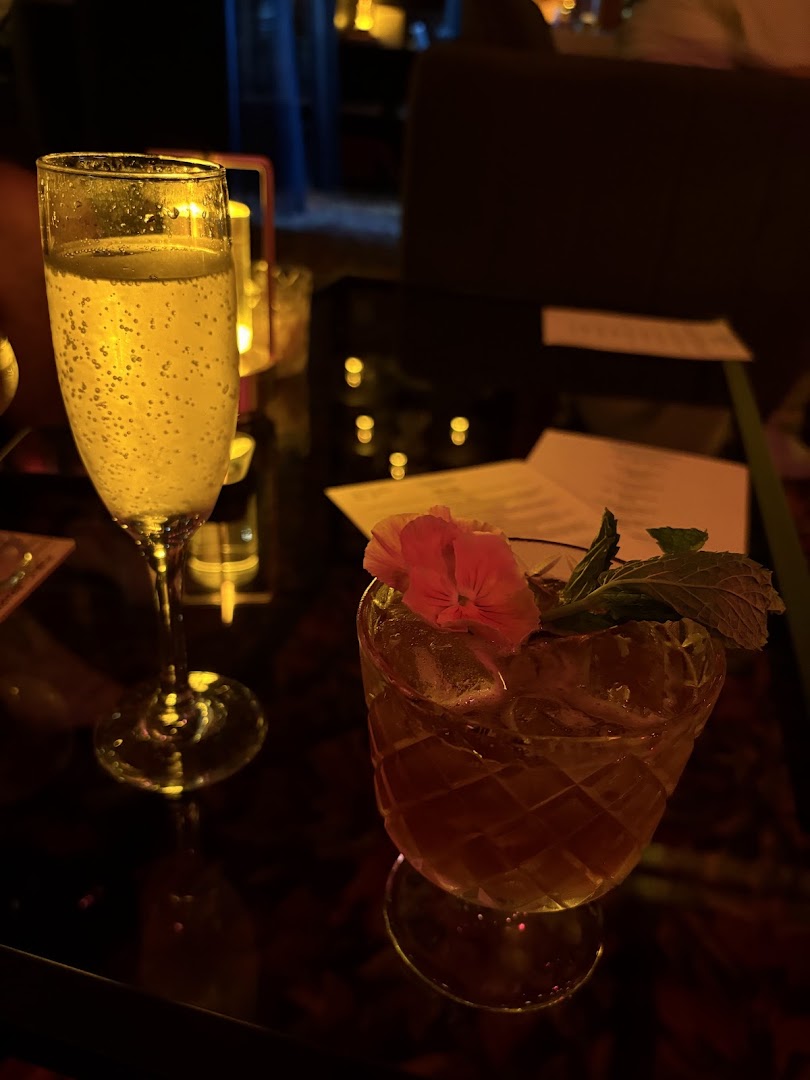 Novel Book Bar: high quality drink photography