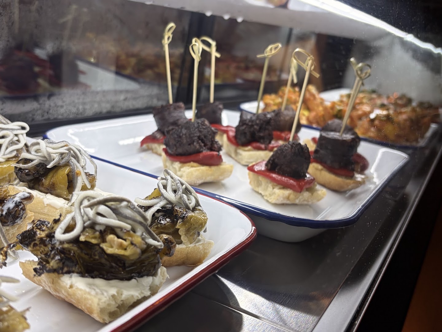 Bar Bamboosh: appetizing photo of bar snacks