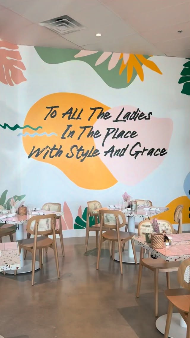 Box Street Social: restaurant interior and atmosphere