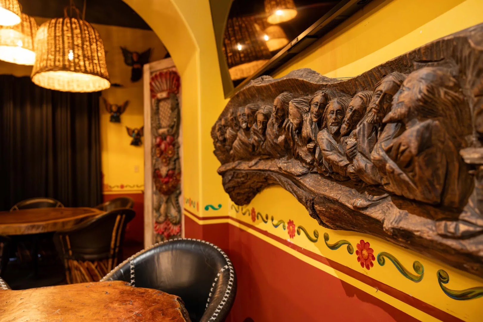 Casa Hernán Alta Cocina: high quality interior atmosphere shot
