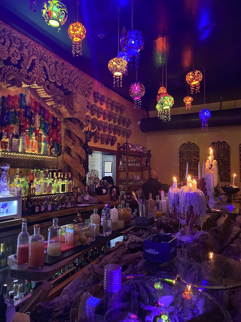 Casa Hernán Alta Cocina: atmospheric and high quality interior
