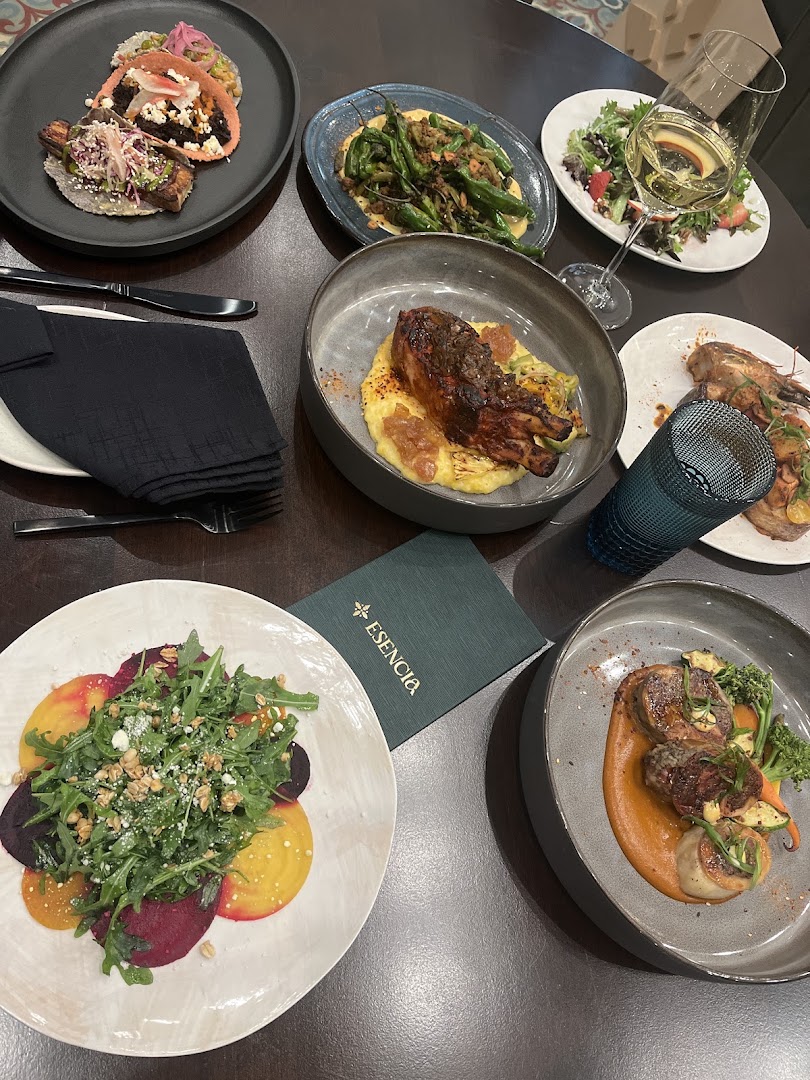 Esencia: appetizing, high-quality food photography