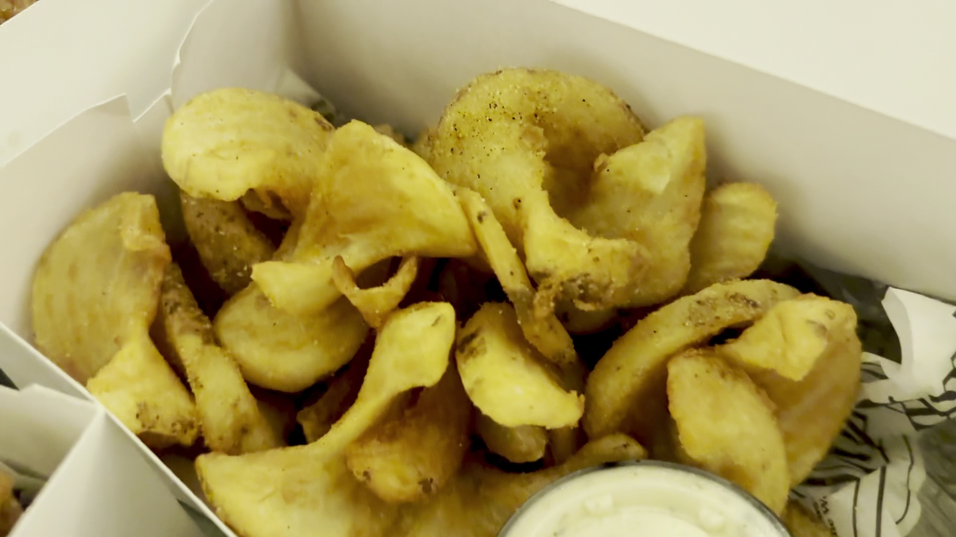 Freight Fried Chicken: appetizing photo of restaurant food
