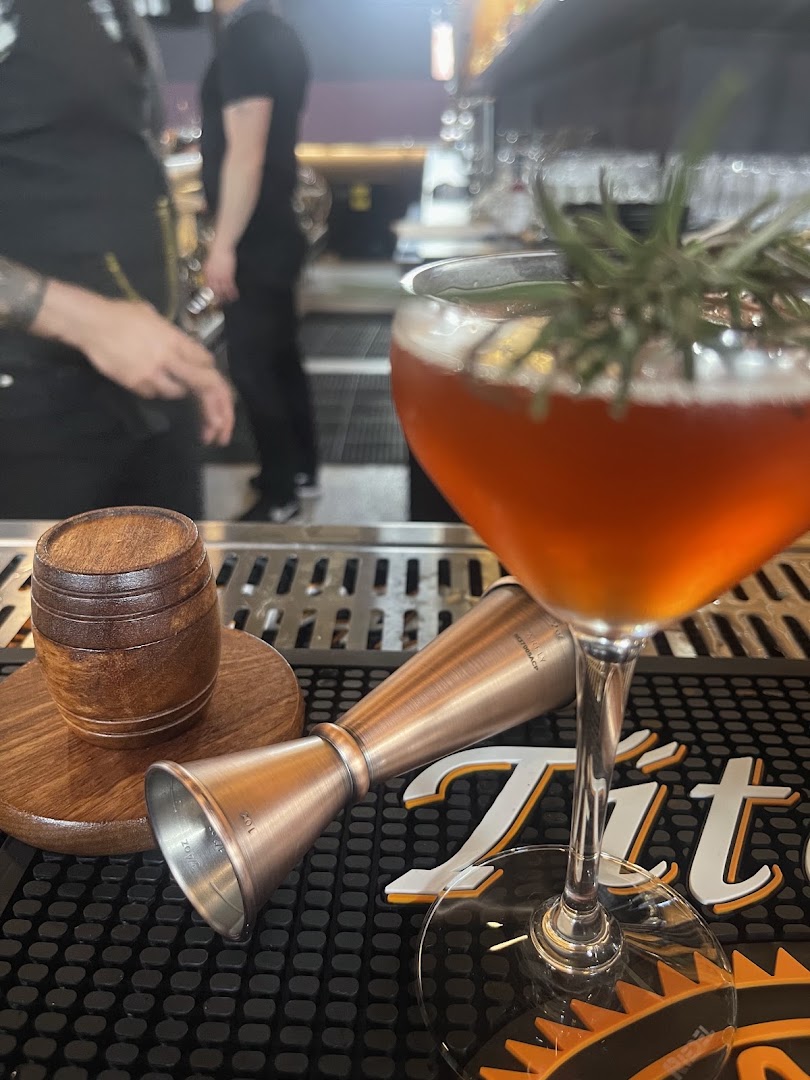 Outlaw Pickle: appealing photo of restaurant cocktail