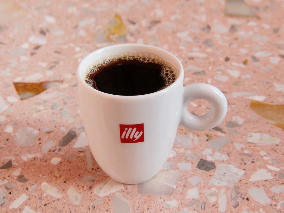 Cafe Madeleine Barrio Logan: clear, professional shot of coffee