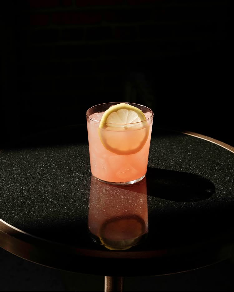 Far Corner: professional, high-quality cocktail photography