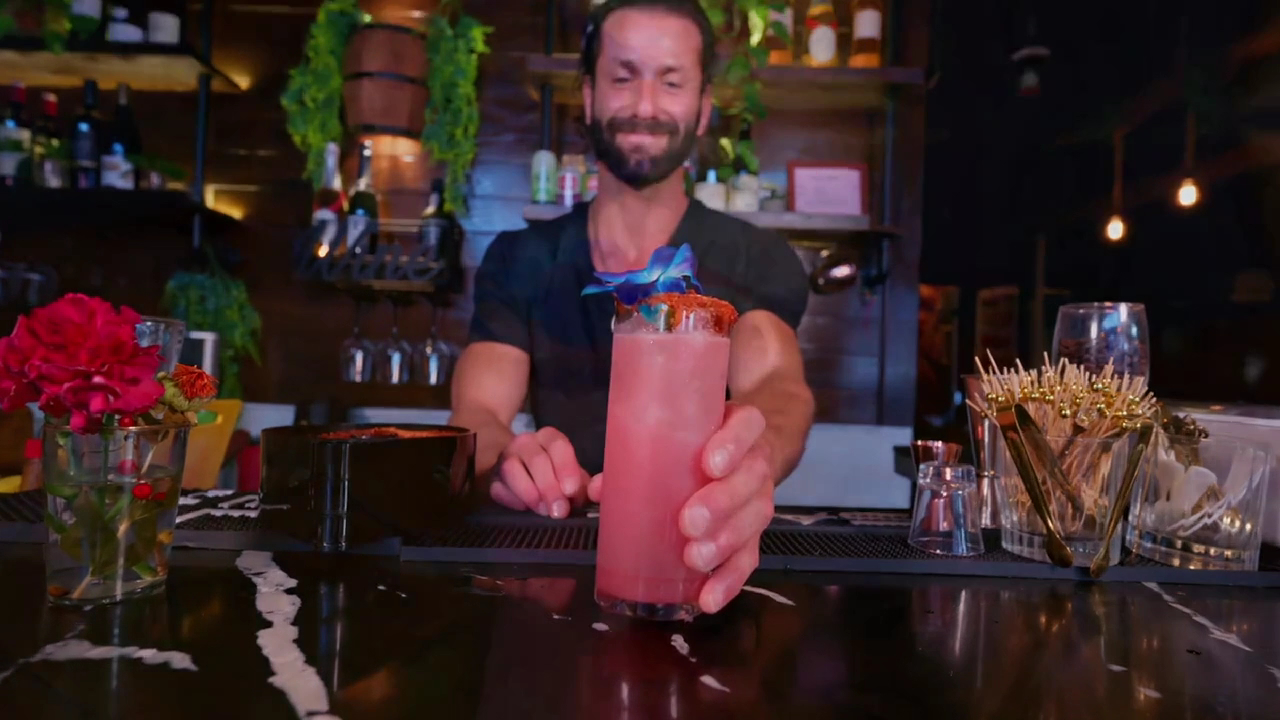 Frenchy's Hideout: professional photo of bartender serving drink