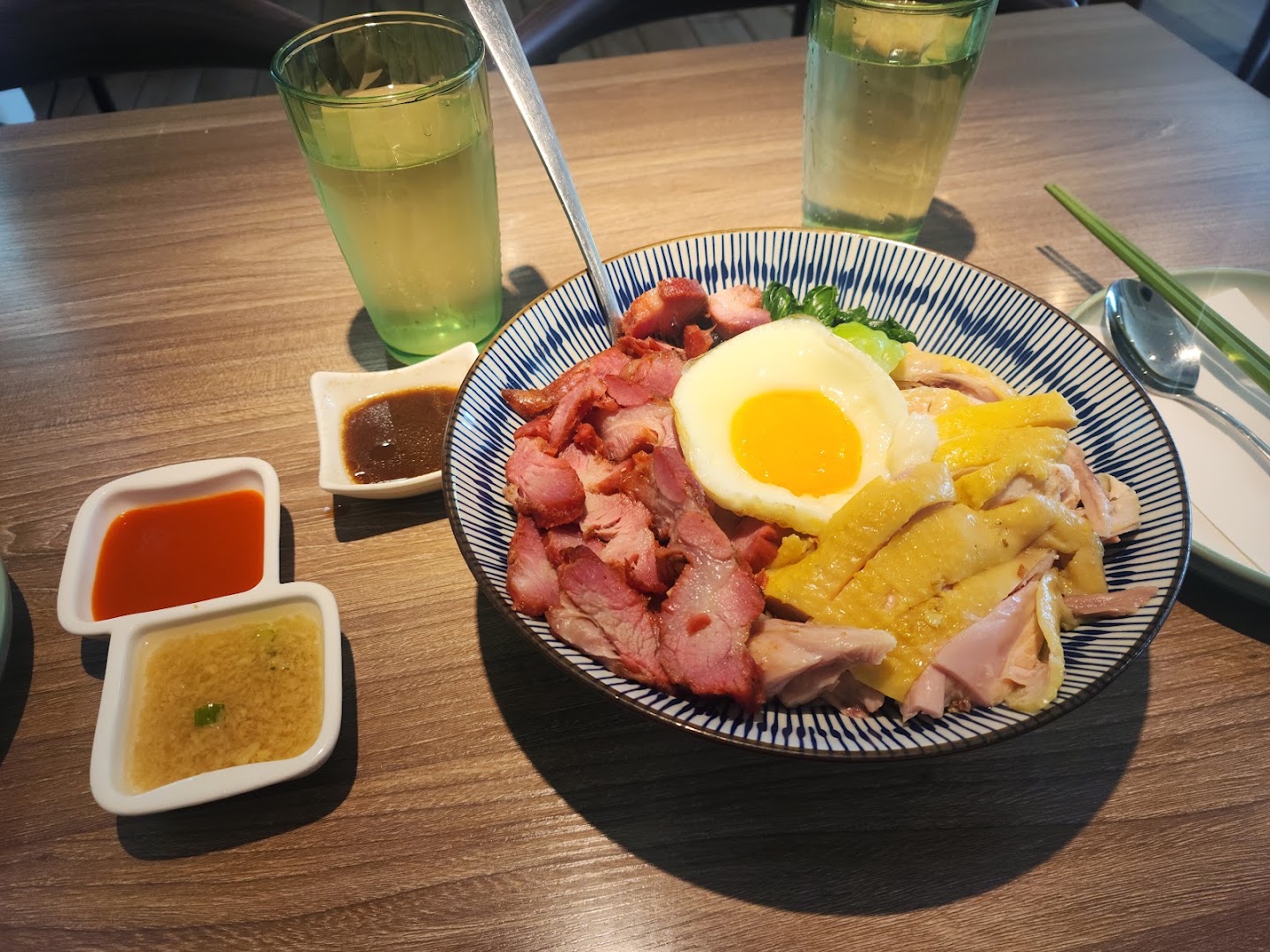 Mom Kitchen: appetizing, high-quality food photography