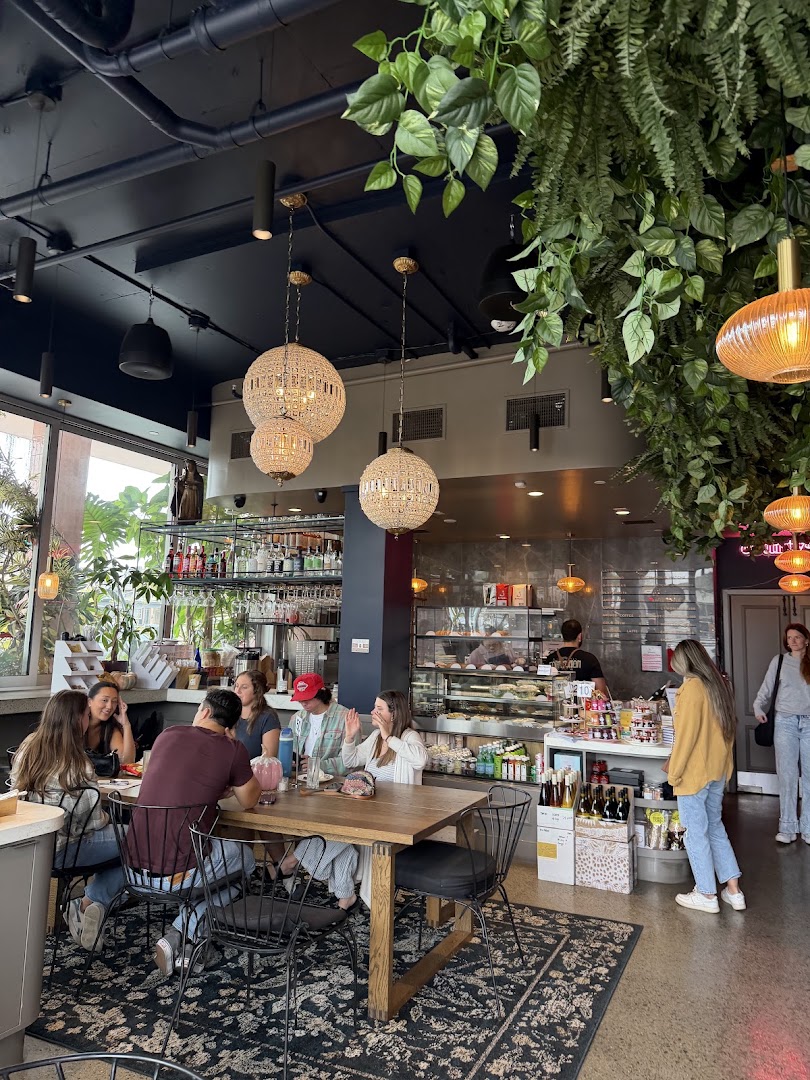 Paradis: inviting atmosphere and professional quality