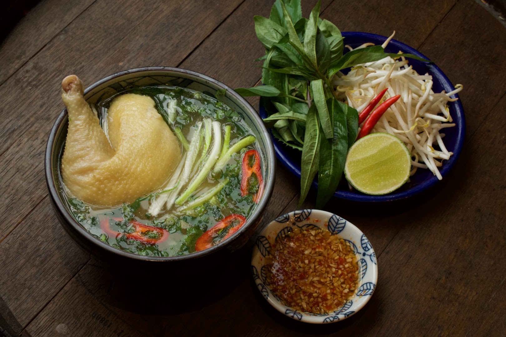 Pho Ga Go: appetizing, high-quality food photography