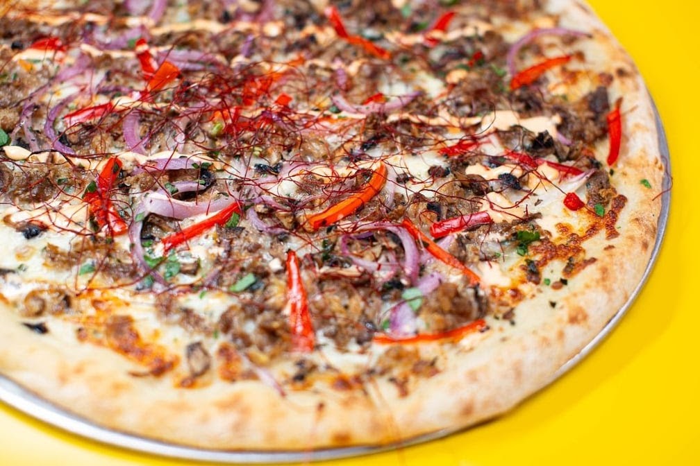 Pizza Kaiju: appetizing, high-quality food photography