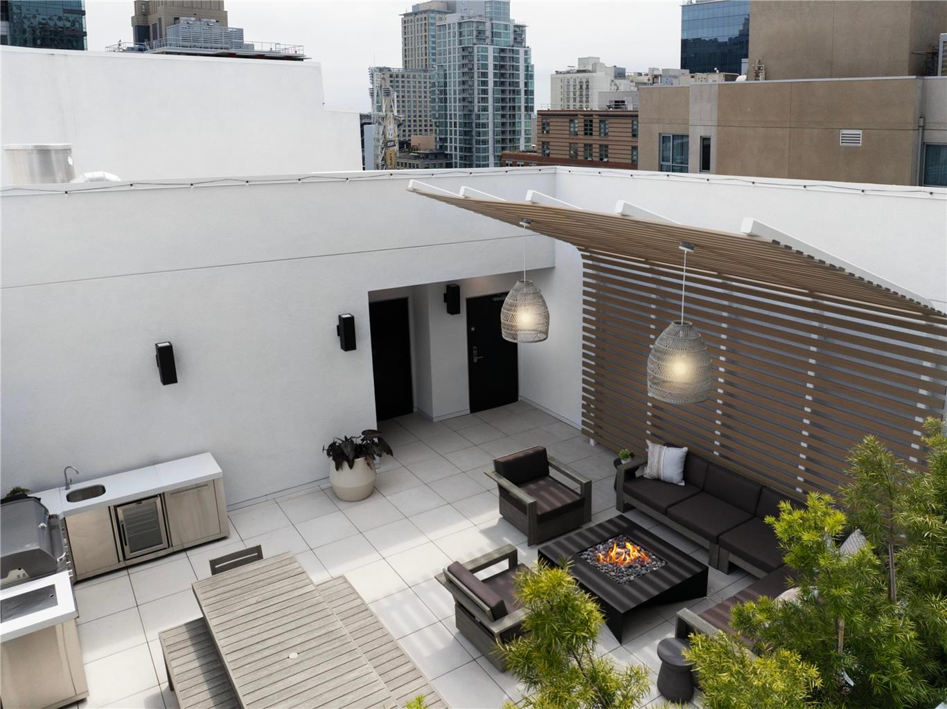 The Margot Hotel: attractive hotel rooftop terrace photo
