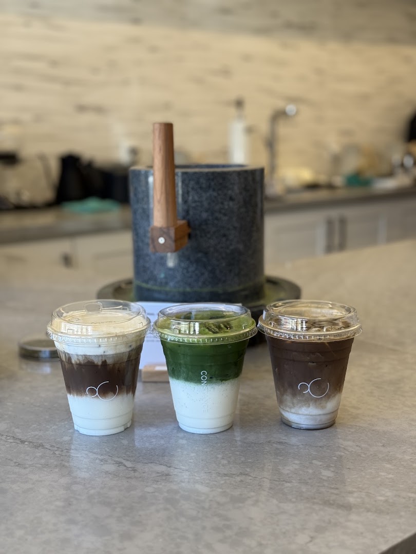 Constance Tea & Matcha: appetizing photo of signature drinks