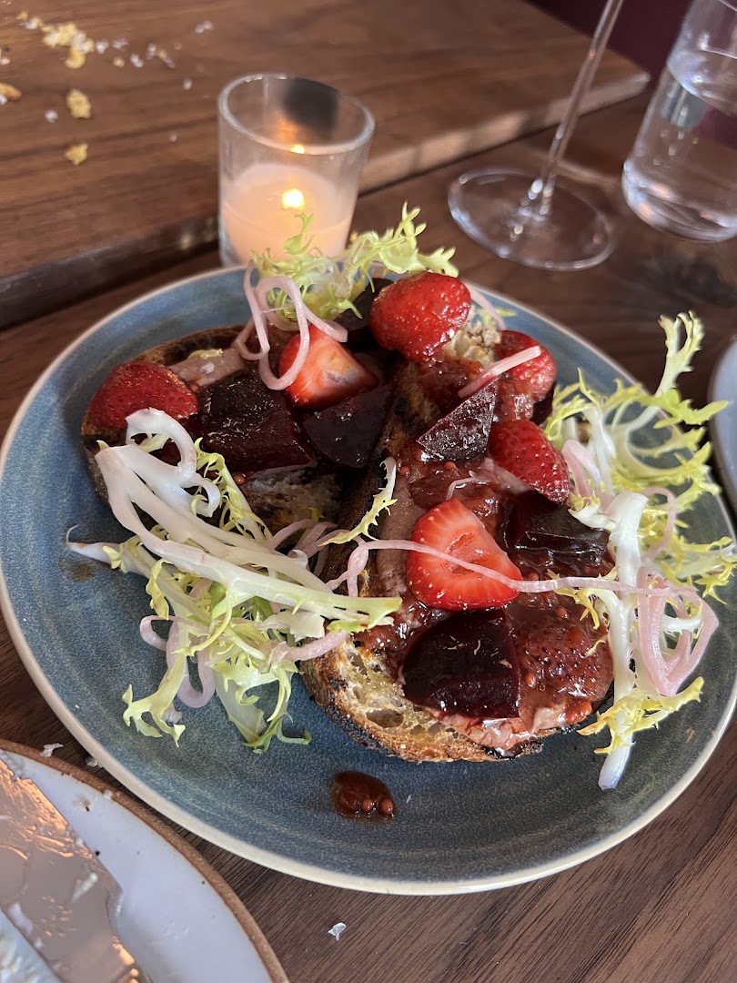Esme: appetizing, high-quality food photography