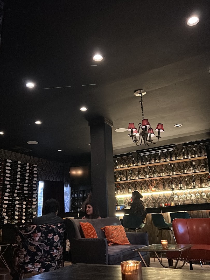 Flying Figs: inviting atmosphere and clear interior