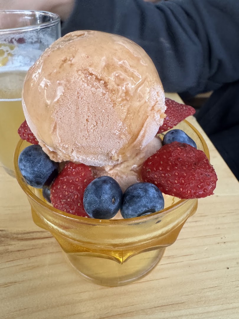 Jules: appetizing, high-quality food photo