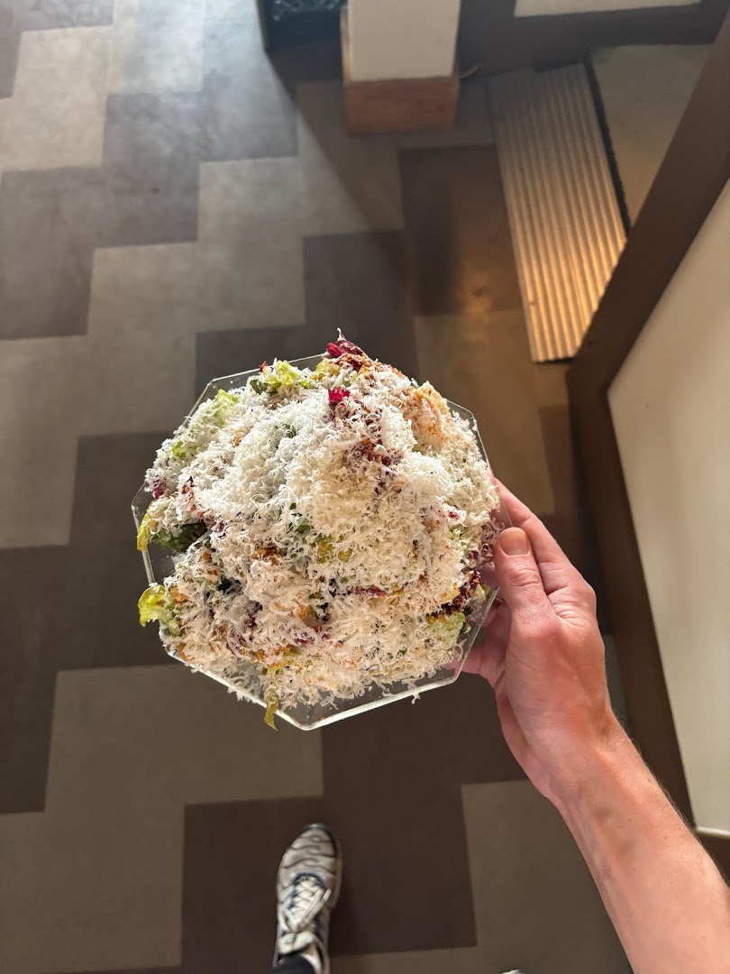Jules: appetizing food photo, well presented