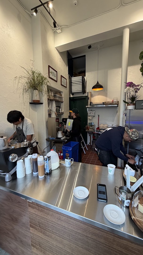 Kopê House: staff working in venue