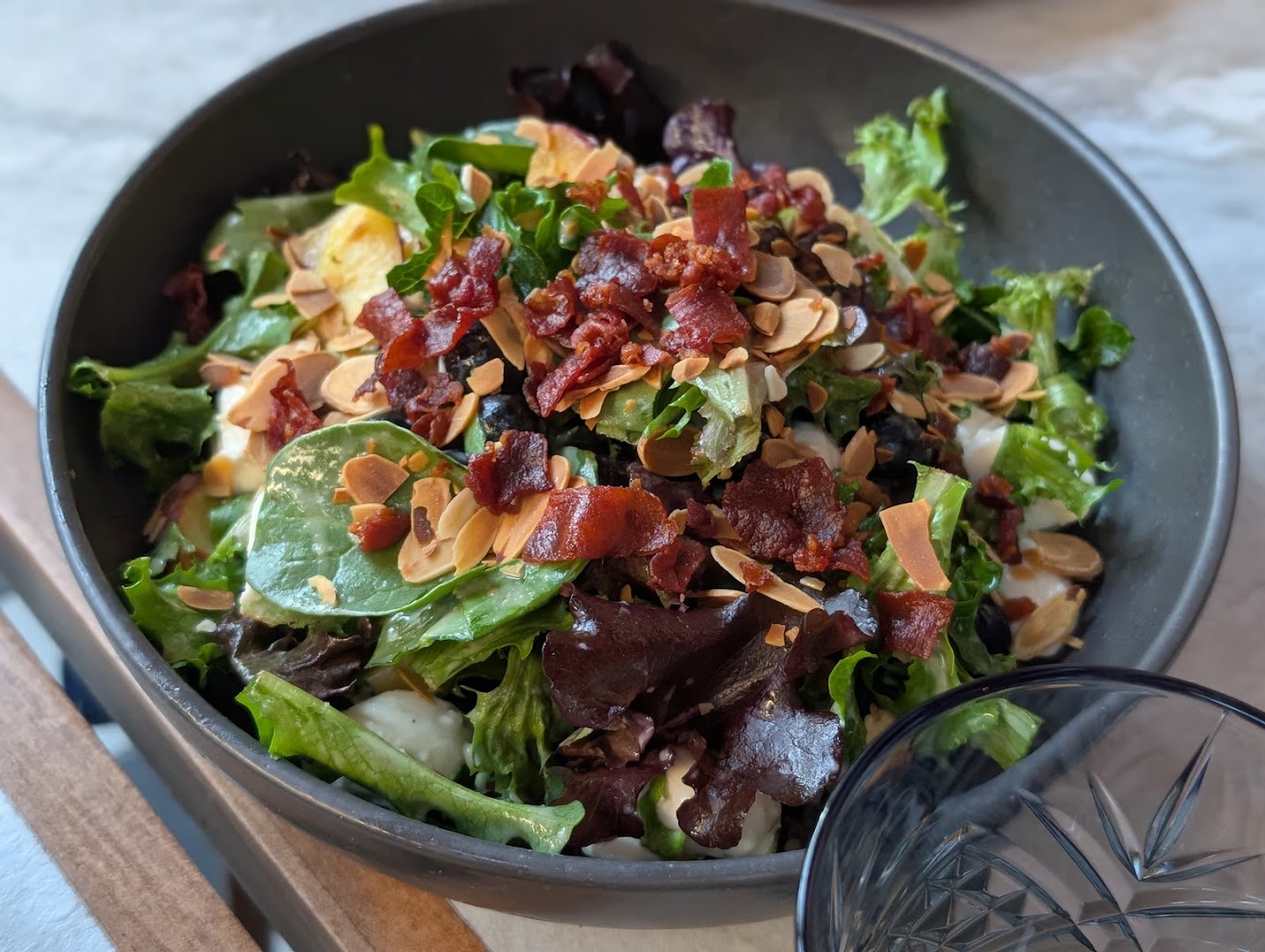 Maggie & Mac's: appetizing, high-quality food photo