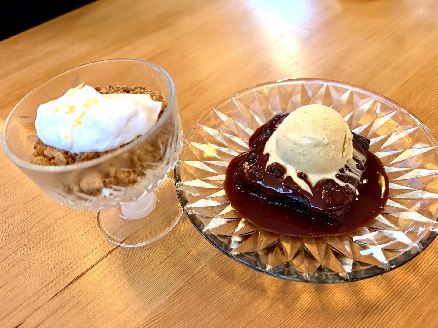 RT Bistro: appetizing photo of restaurant desserts