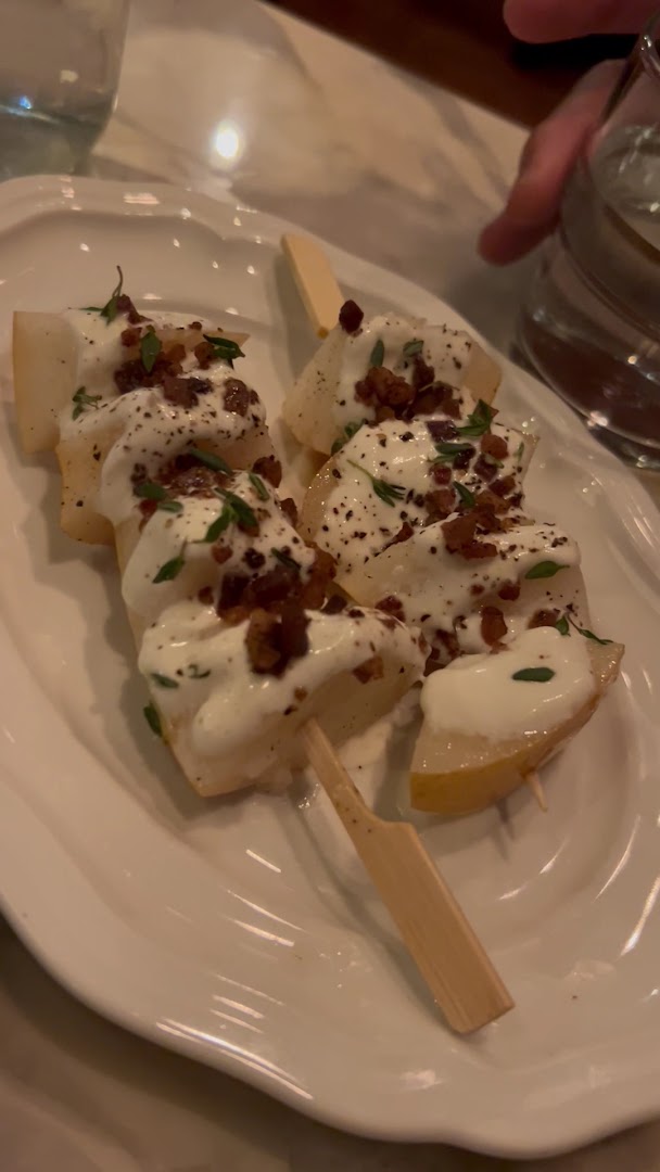 RT Bistro: appetizing, clear food photography