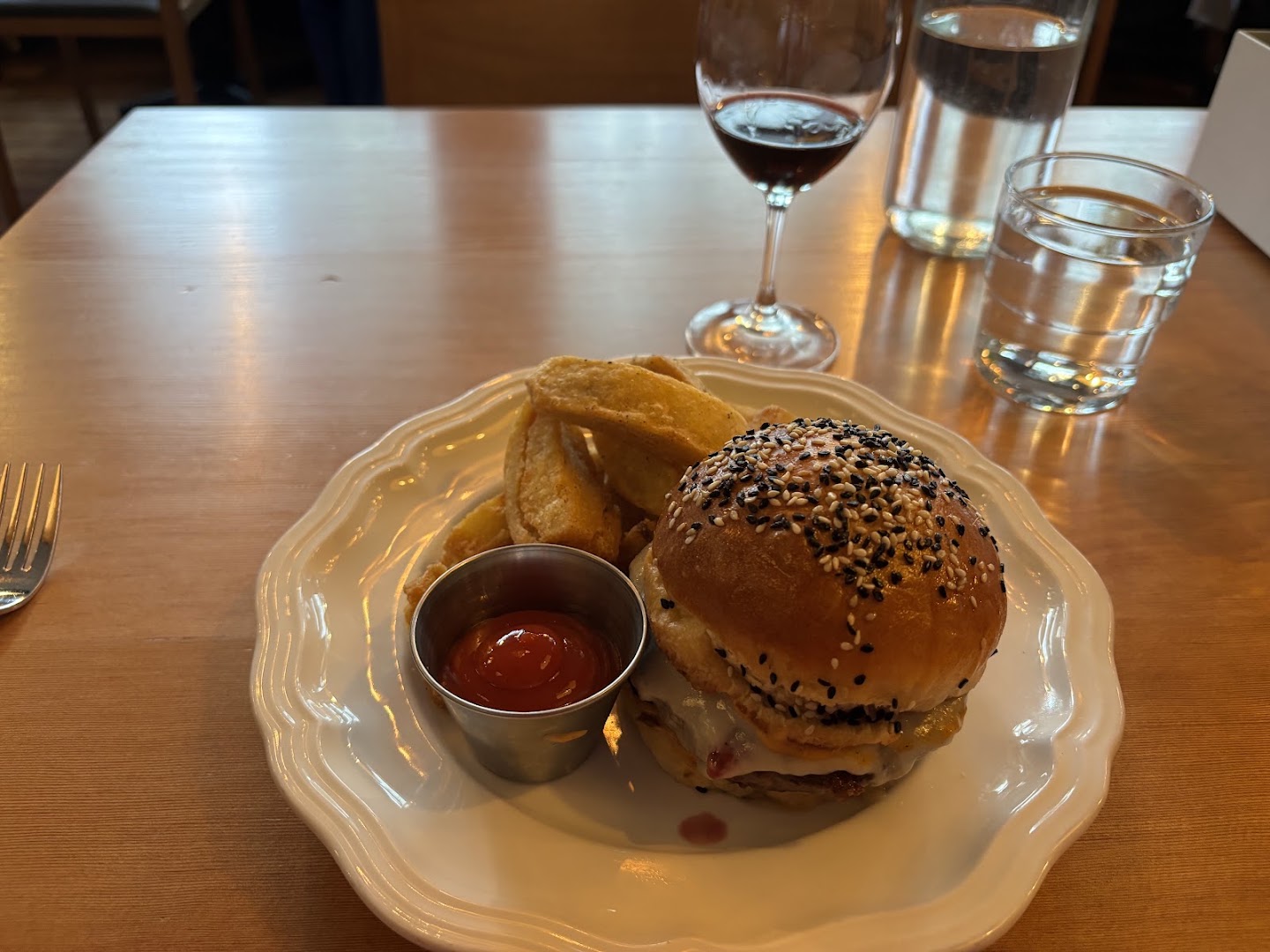 RT Bistro: appetizing, clear food photography