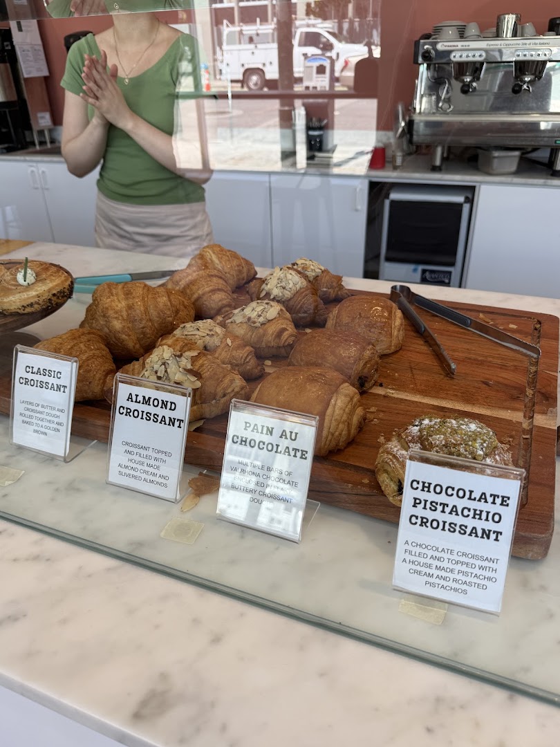 Saltwater Bakeshop: appetizing display of fresh pastries