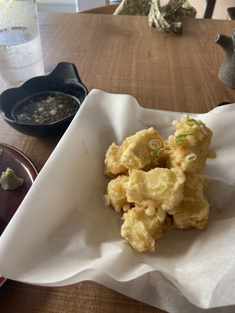 Sushi Daisuki: appetizing photo of restaurant food