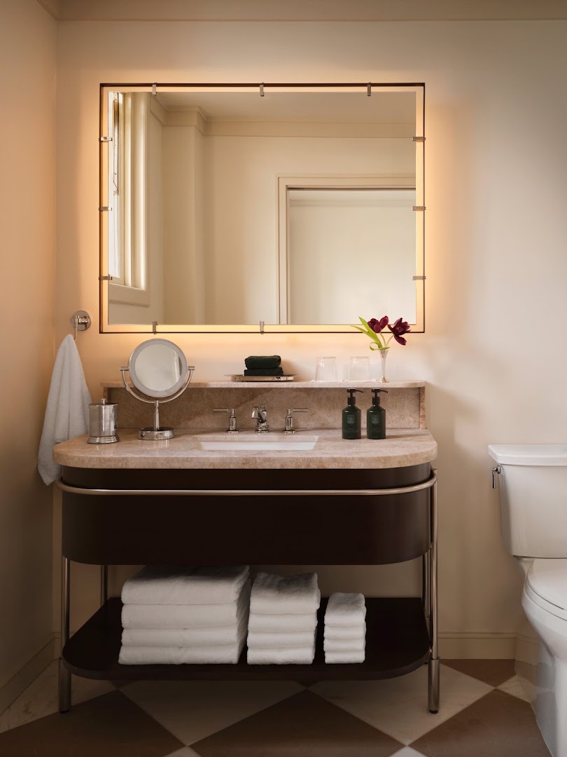 The Huntington Hotel: professional, clean hotel bathroom photo
