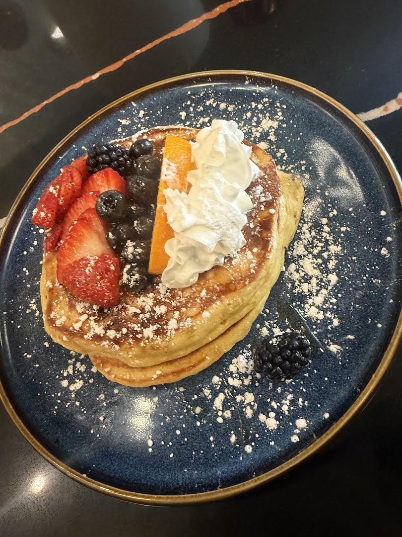 Valencia Table: appetizing, high-quality food photo