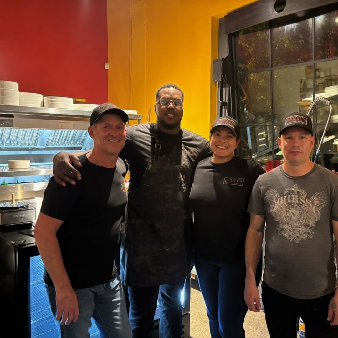 2 Floyd's Southern Kitchen: professional team photo in kitchen