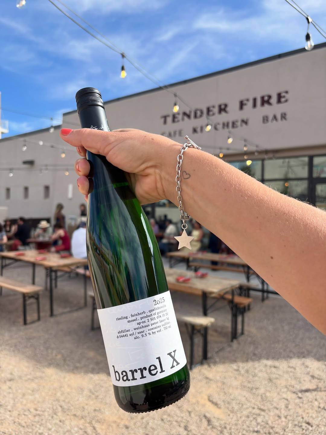 Tender Fire Kitchen: venue atmosphere and product
