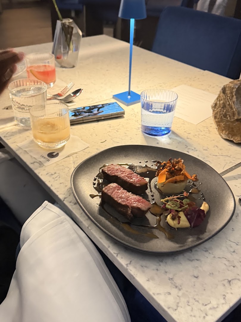 La Vetta: appetizing food and clean presentation