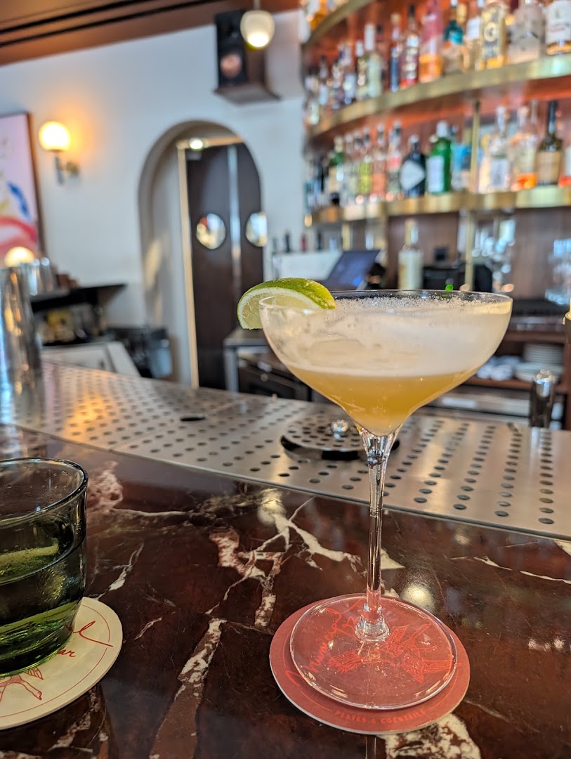 Municipal Bar: high quality cocktail bar photo