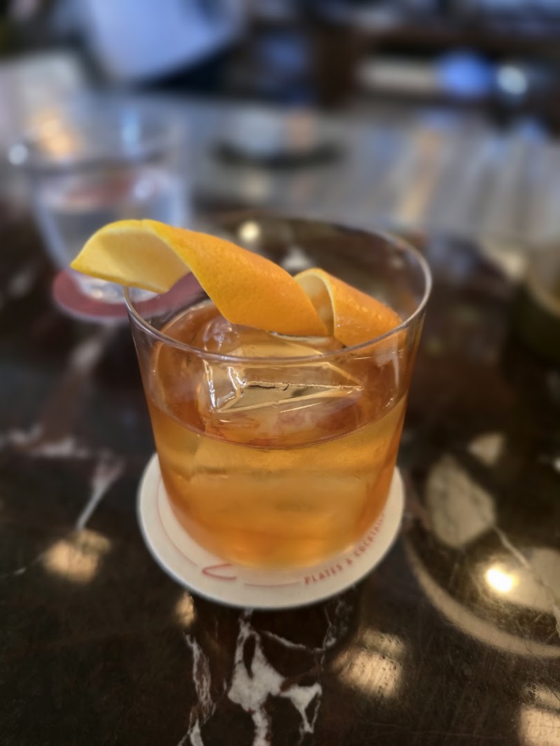 Municipal Bar: high quality cocktail photo