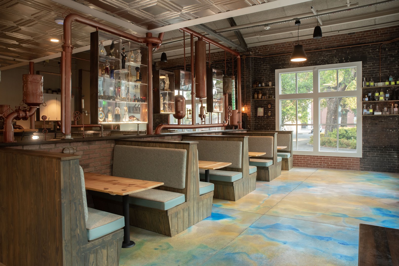 Old Savannah Distillery: high quality interior venue shot
