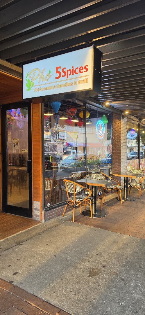 Pho 5Spices: clear exterior shot of restaurant