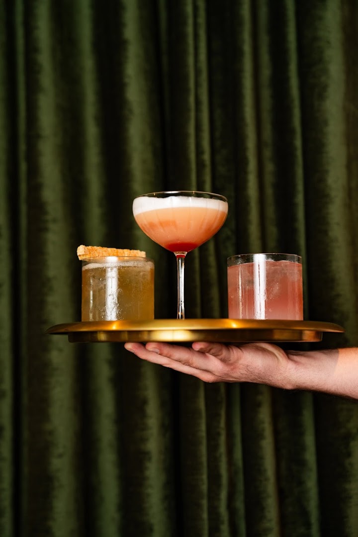 The Green Room: professional, high-quality cocktail photography